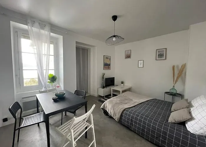 - 4 Pers, Wifi, Balcon דירה Bizanos